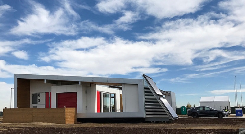 Exterior of the University of Las Vegas, Nevada's Sinatra Living competition house for the U.S. Department of Energy Solar Decathlon 2017.