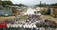 Photo of the 2005 Solar Decathlon teams and organizers.