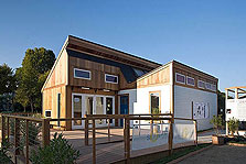 Picture of MIT's Solar 7 house on display at the U.S. Department of Energy Solar Decathlon 2007 on the National Mall in Washington, D.C.